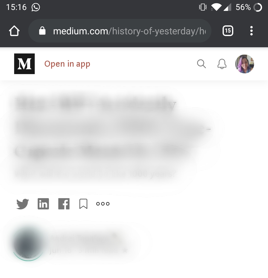 Print da tela do medium aberta no navegador, texto desfocado enfatizando os botões de compartilhamento: twitter, linkedin, facebook...